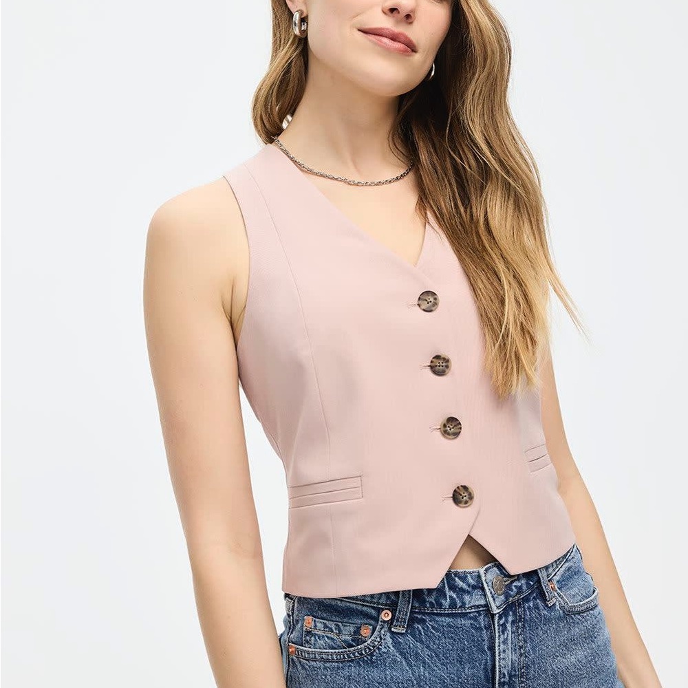 NWT Tie back vest